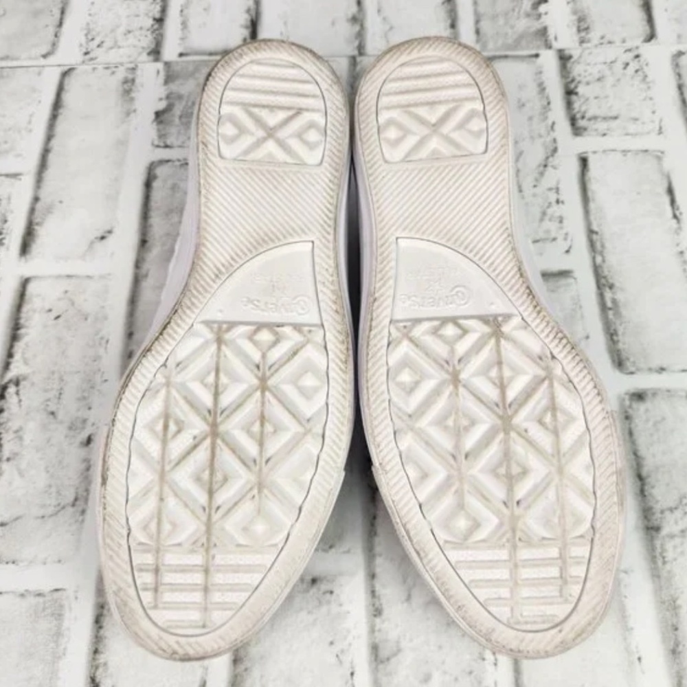 Converse CTAS Women's Size 8.5 All White Leather Low Top Classic Athletic Shoes - Picture 3 of 3